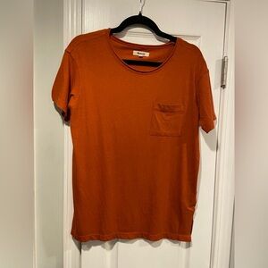NWOT Madewell Size L Burnt Orange Short Sleeve Crew Split Hem Pocket Tee Shirt